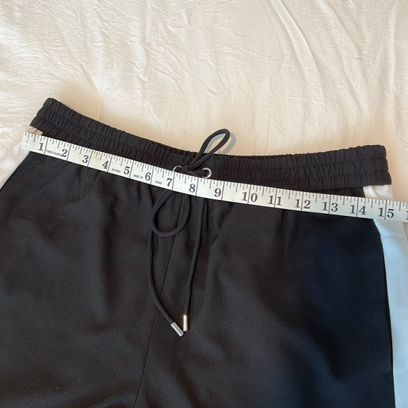 MICHAEL KORS black jogger with contrast - Picture 11 of 11